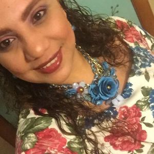 Meet your Posher, Sandra